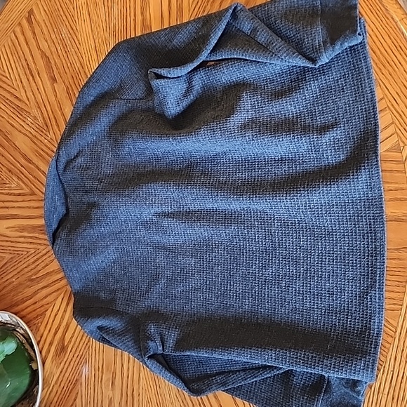 Free Country pullover - Picture 5 of 7